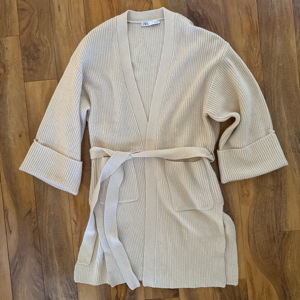 Zara Cream Ribbed Knit Cardigan